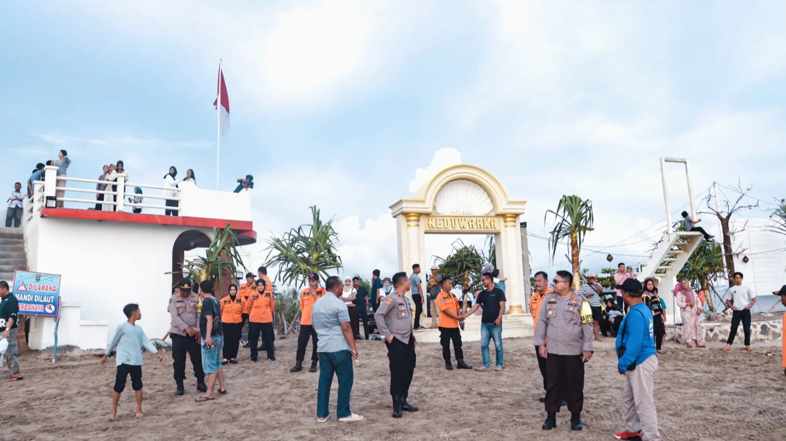 Pantau Lokasi Hiburan, Kapolres Lamsel Himbau Pengelola THR Perhatikan Keselamatan Pengunjung