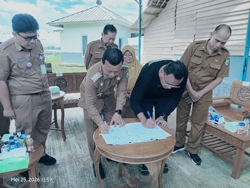 Bupati Pringsewu Teken MoU Dengan AM Farm dan Terima Sapi Bantuan Presiden