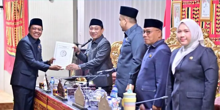 DPRD Lamsel Gelar Paripurna Penyampaian LKPJ Bupati Tahun 2025