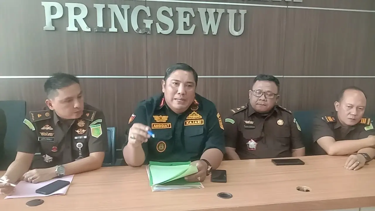 Kejari Pringsewu Tahan Dua Tersangka Dugaan Korupsi Pendataan PBB, Kerugian Negara Berkisar Rp1,1 Miliar