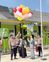 Balon Terbang Jadi Simbolis Hari Pertama MPLS SMP-IT Muhammad Al-Fatih Sidomulyo