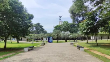 Gubernur Jakarta Resmikan Operasional Lima Taman 24 Jam