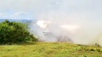Live Firing Test, TNI AL Kerahkan Roket MLRS 90B dan Meriam 35MM