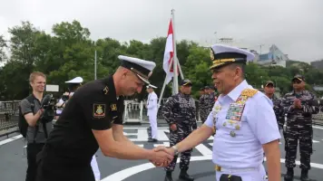 Perkuat Diplomasi Maritim, Delegasi TNI AL Sambut Kedatangan Satgas Latma Orruda 2026 di Rusia