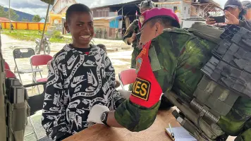 TNI AL Hadirkan Bakti Kesehatan Bagi Masyarakat Pedalaman Papua